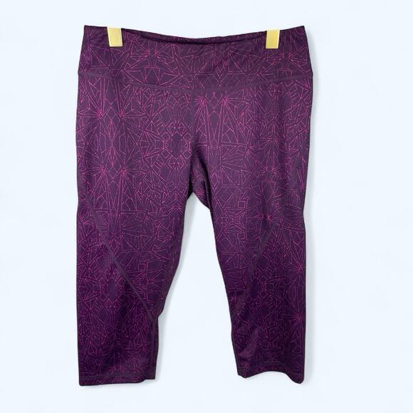 Zella Women's Capri Leggings Purple Pink Size Medium Night Sky Print 18" Inseam - Picture 1 of 4
